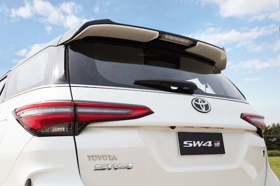 Fortuner GR-S - Exterior