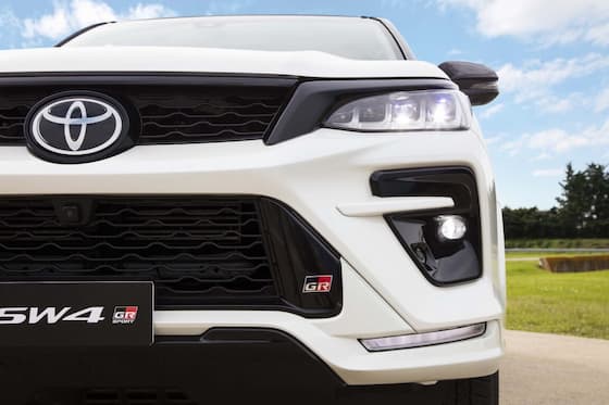 Fortuner GR-S - Exterior